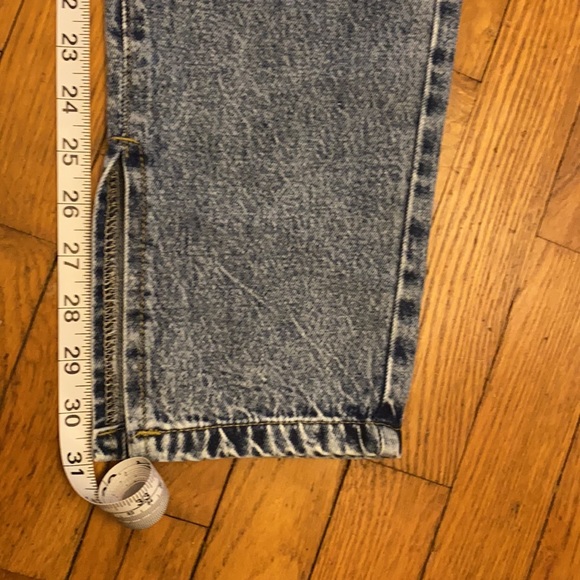 Shein Christmas High-Waisted Letter Graphic Ripped Straight Jeans - Picture 3 of 7